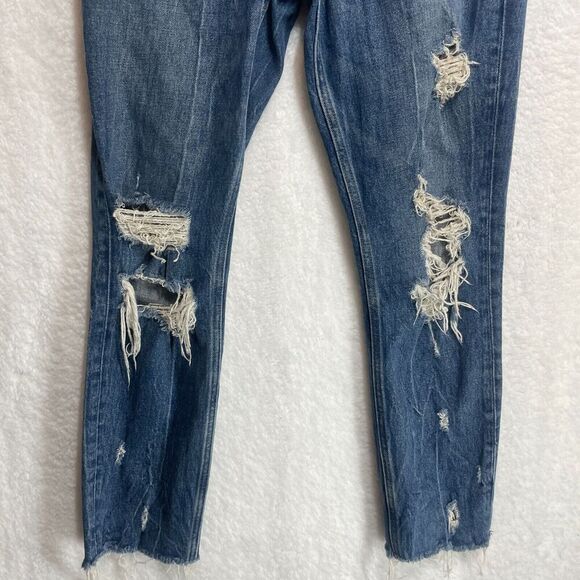 Abercrombie & Fitch High Rise Mom Jean Distressed Size 25 Regular Medium Wash - Picture 2 of 11